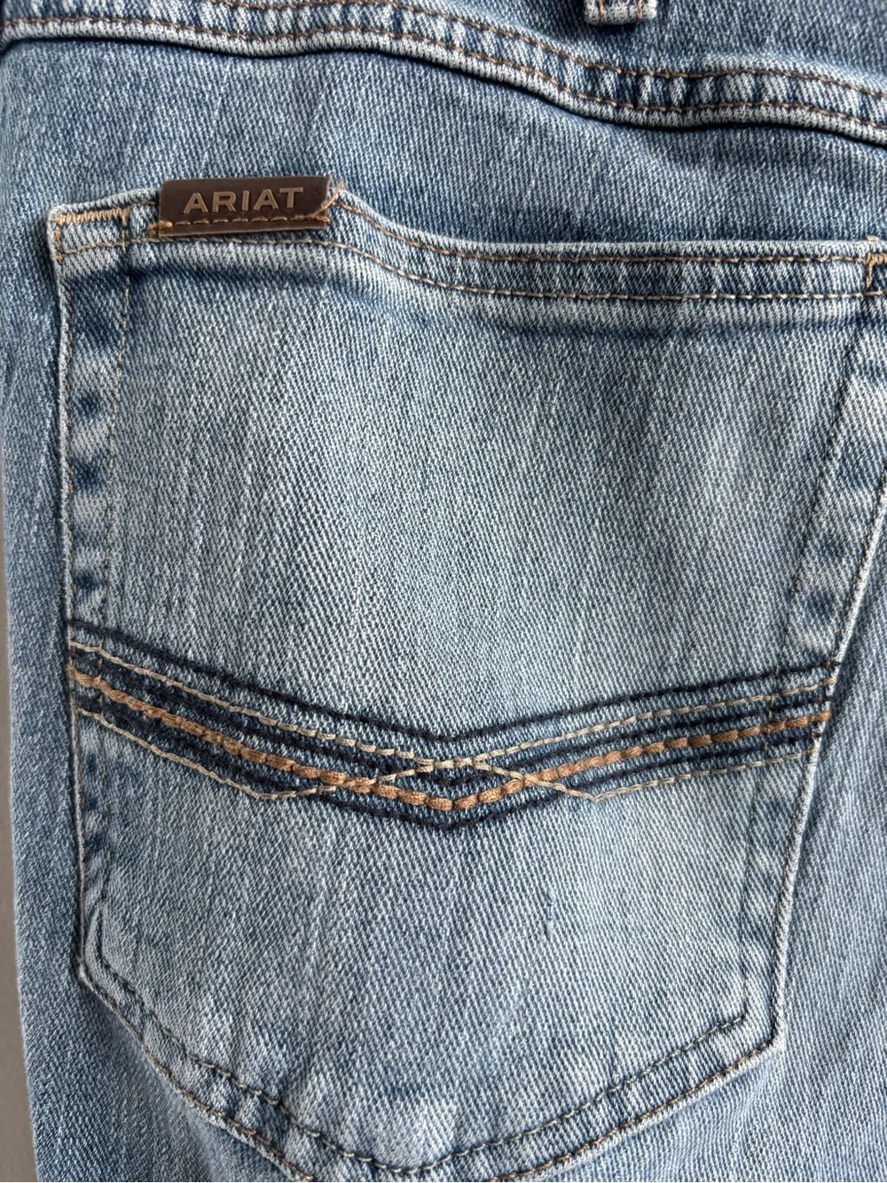 Ariat M2 Legacy Relaxed Bootcut Men's Jeans Medium Wash – 40 x 32